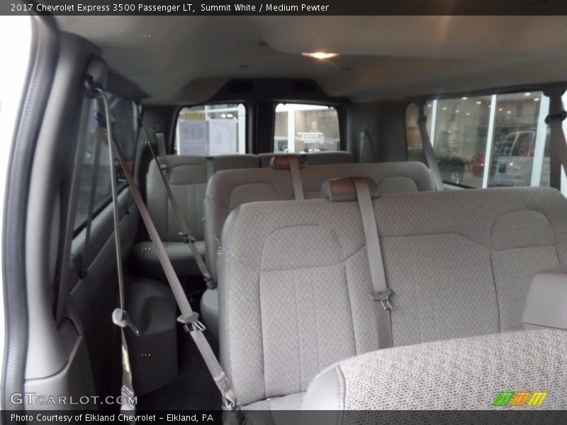 Summit White / Medium Pewter 2017 Chevrolet Express 3500 Passenger LT