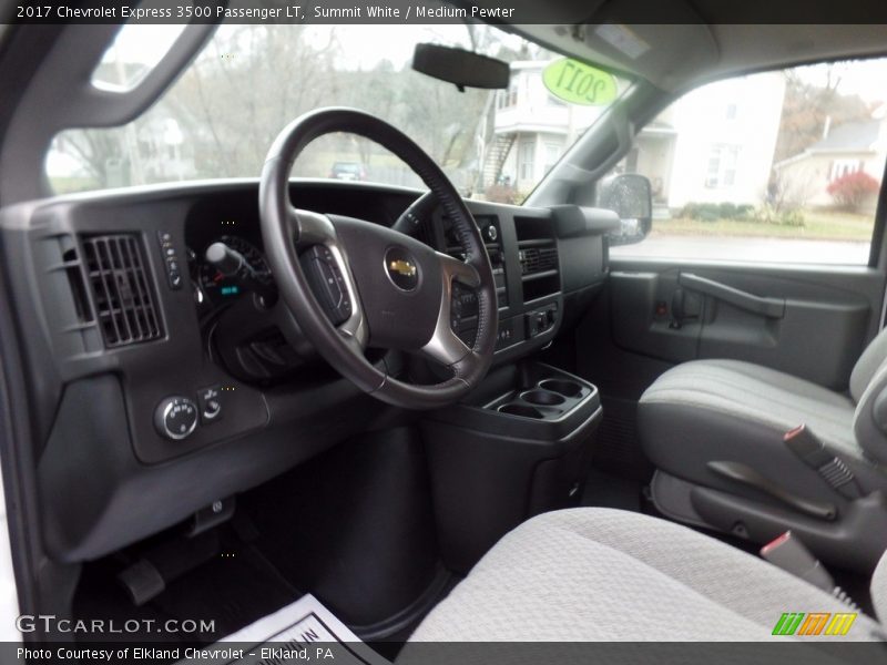 Summit White / Medium Pewter 2017 Chevrolet Express 3500 Passenger LT