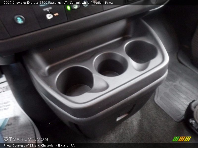 Summit White / Medium Pewter 2017 Chevrolet Express 3500 Passenger LT