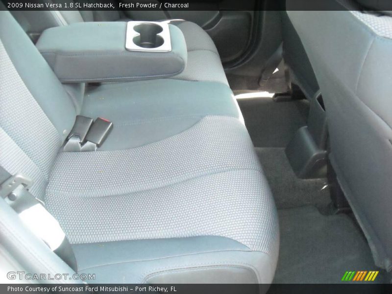 Fresh Powder / Charcoal 2009 Nissan Versa 1.8 SL Hatchback