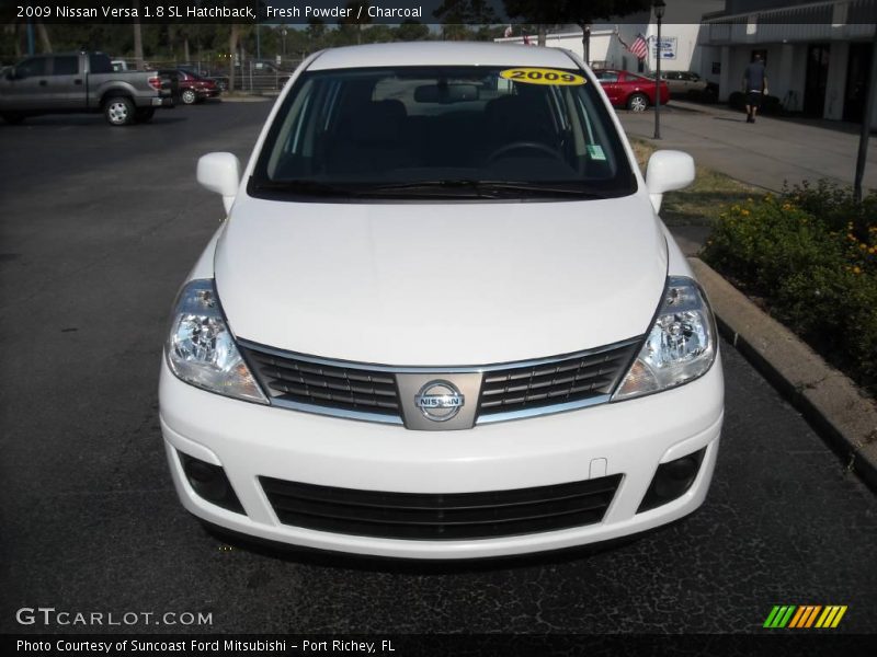 Fresh Powder / Charcoal 2009 Nissan Versa 1.8 SL Hatchback