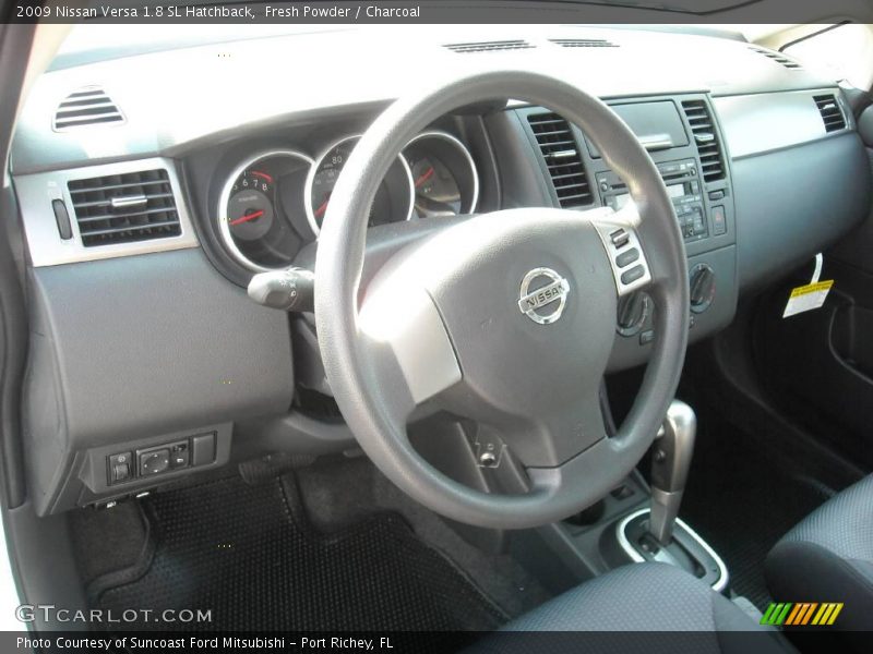 Fresh Powder / Charcoal 2009 Nissan Versa 1.8 SL Hatchback