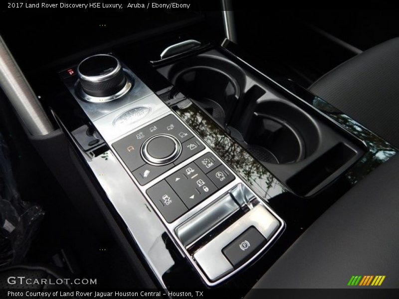 Controls of 2017 Discovery HSE Luxury