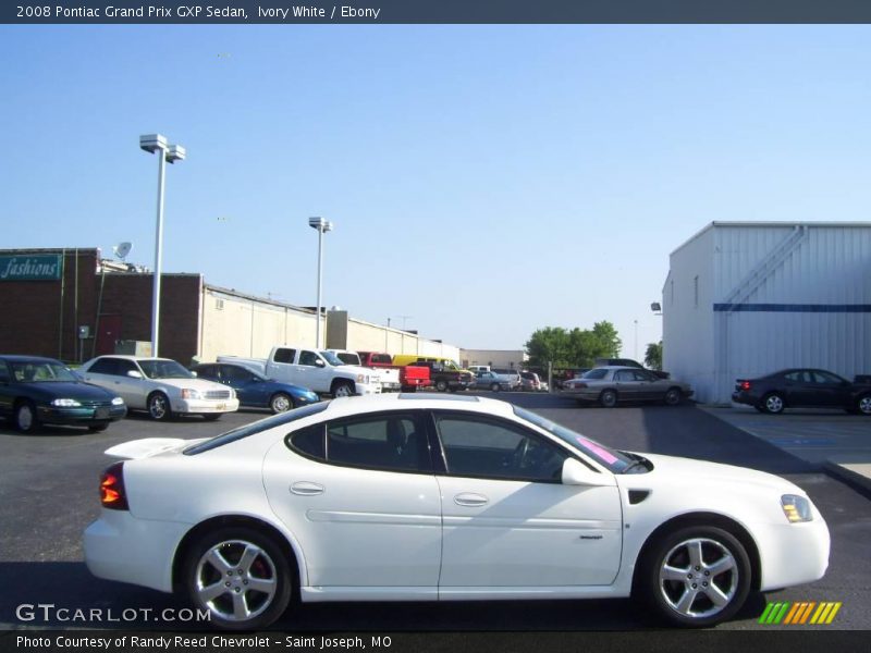 Ivory White / Ebony 2008 Pontiac Grand Prix GXP Sedan