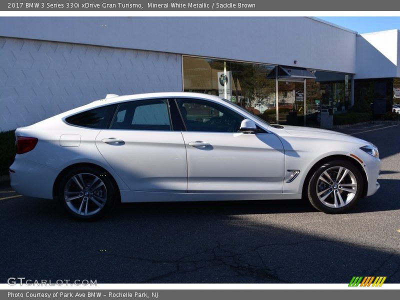 Mineral White Metallic / Saddle Brown 2017 BMW 3 Series 330i xDrive Gran Turismo