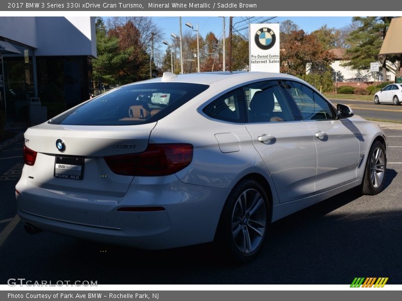 Mineral White Metallic / Saddle Brown 2017 BMW 3 Series 330i xDrive Gran Turismo