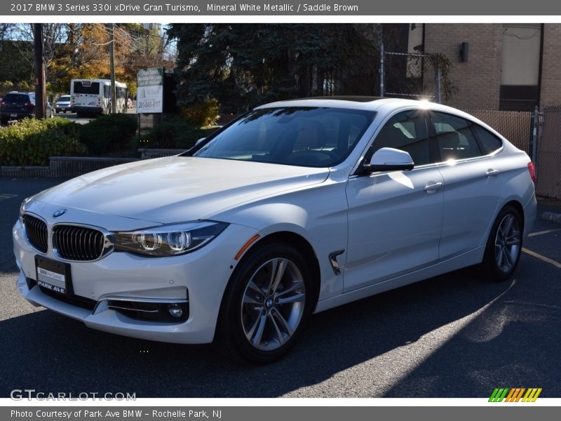 Mineral White Metallic / Saddle Brown 2017 BMW 3 Series 330i xDrive Gran Turismo