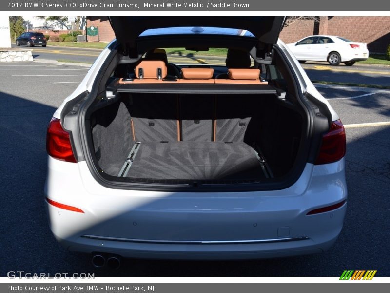 Mineral White Metallic / Saddle Brown 2017 BMW 3 Series 330i xDrive Gran Turismo