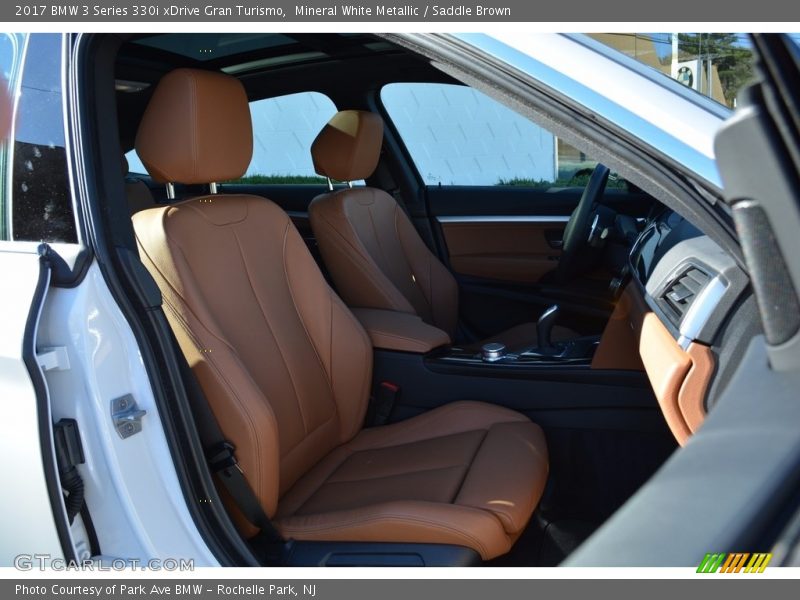 Mineral White Metallic / Saddle Brown 2017 BMW 3 Series 330i xDrive Gran Turismo