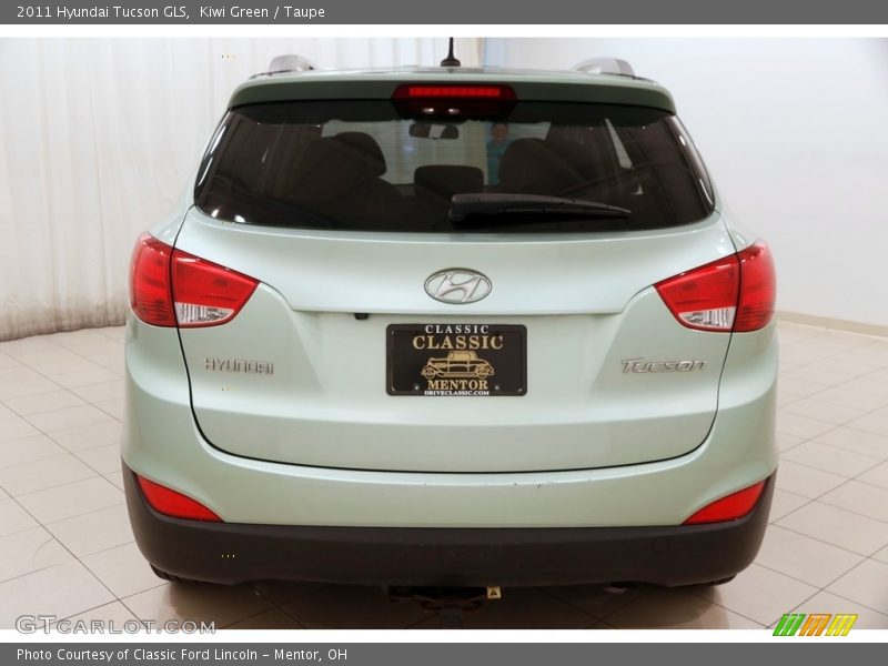 Kiwi Green / Taupe 2011 Hyundai Tucson GLS