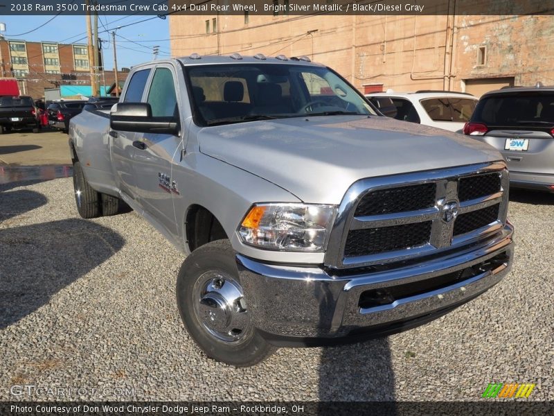 Front 3/4 View of 2018 3500 Tradesman Crew Cab 4x4 Dual Rear Wheel