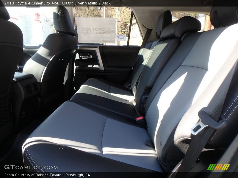 Classic Silver Metallic / Black 2018 Toyota 4Runner SR5 4x4