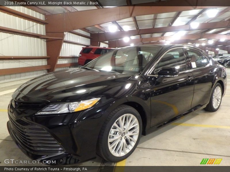 Midnight Black Metallic / Black 2018 Toyota Camry XLE