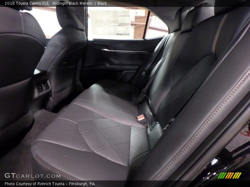 Midnight Black Metallic / Black 2018 Toyota Camry XLE