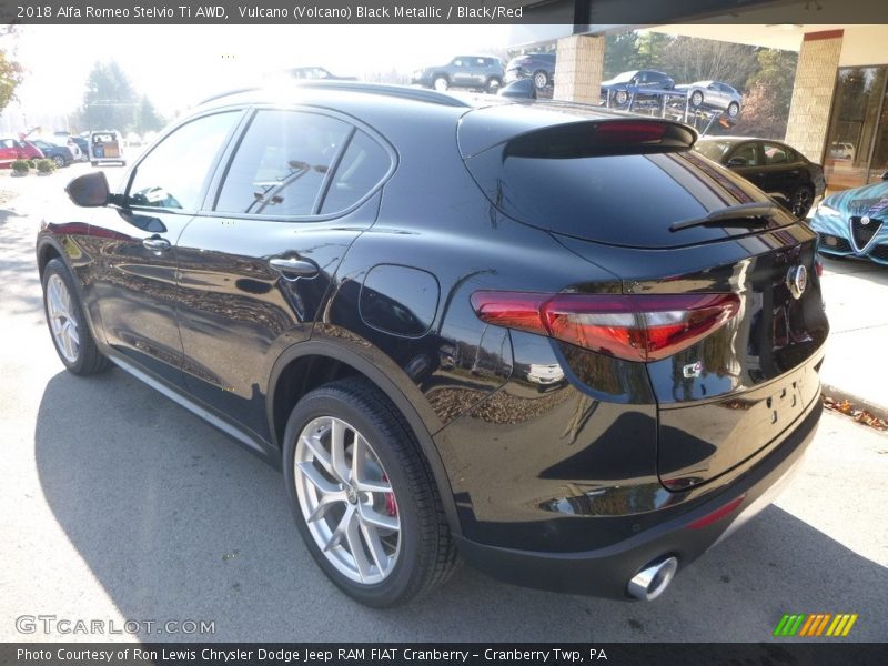 Vulcano (Volcano) Black Metallic / Black/Red 2018 Alfa Romeo Stelvio Ti AWD