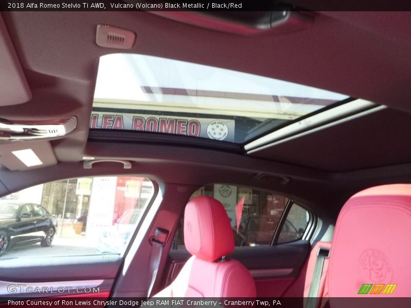Vulcano (Volcano) Black Metallic / Black/Red 2018 Alfa Romeo Stelvio Ti AWD
