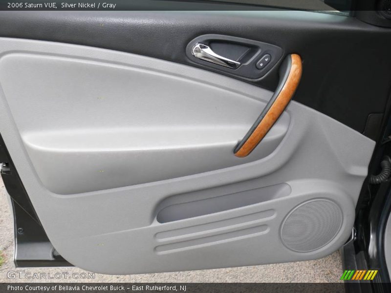 Silver Nickel / Gray 2006 Saturn VUE
