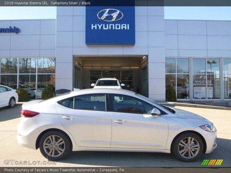 Symphony Silver / Black 2018 Hyundai Elantra SEL