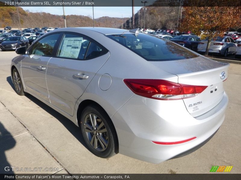 Symphony Silver / Black 2018 Hyundai Elantra SEL