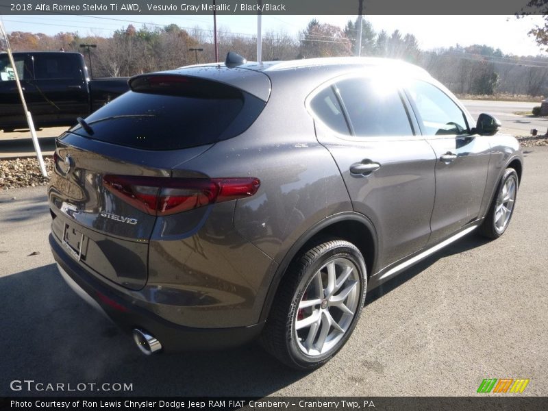 Vesuvio Gray Metallic / Black/Black 2018 Alfa Romeo Stelvio Ti AWD