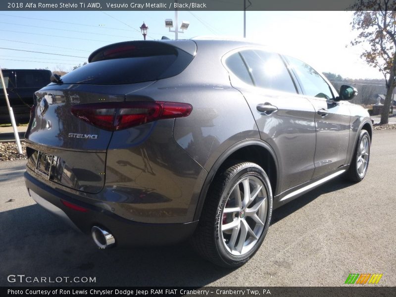 Vesuvio Gray Metallic / Black/Black 2018 Alfa Romeo Stelvio Ti AWD