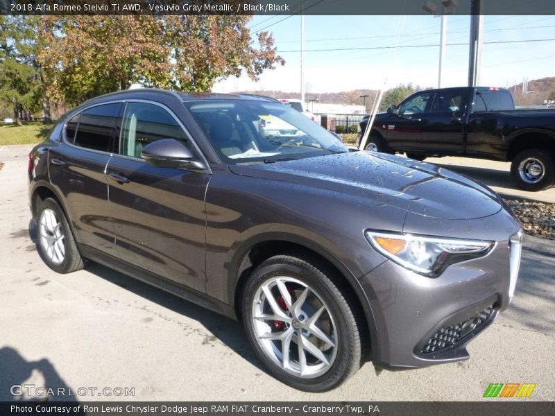 Vesuvio Gray Metallic / Black/Black 2018 Alfa Romeo Stelvio Ti AWD