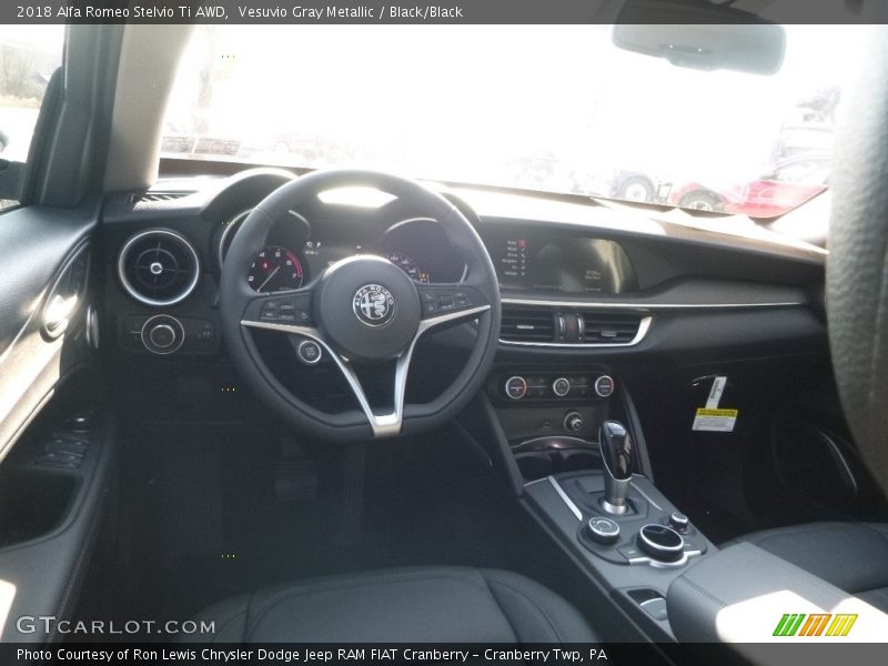 Vesuvio Gray Metallic / Black/Black 2018 Alfa Romeo Stelvio Ti AWD