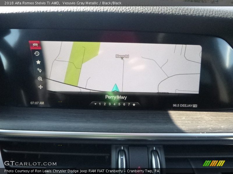 Vesuvio Gray Metallic / Black/Black 2018 Alfa Romeo Stelvio Ti AWD