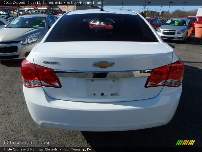 Summit White / Jet Black/Medium Titanium 2011 Chevrolet Cruze LS