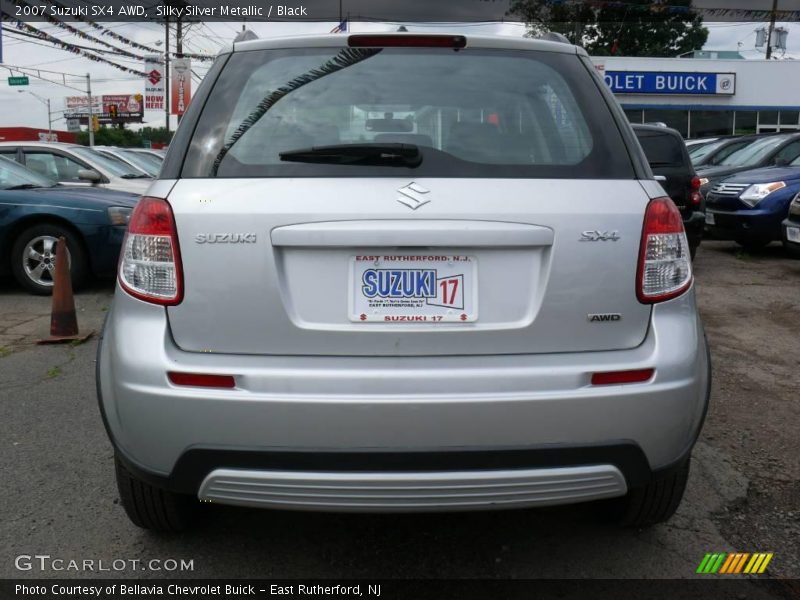 Silky Silver Metallic / Black 2007 Suzuki SX4 AWD