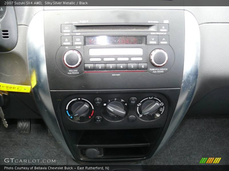 Silky Silver Metallic / Black 2007 Suzuki SX4 AWD