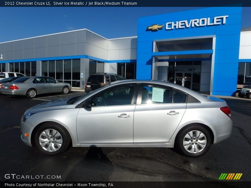 Silver Ice Metallic / Jet Black/Medium Titanium 2012 Chevrolet Cruze LS