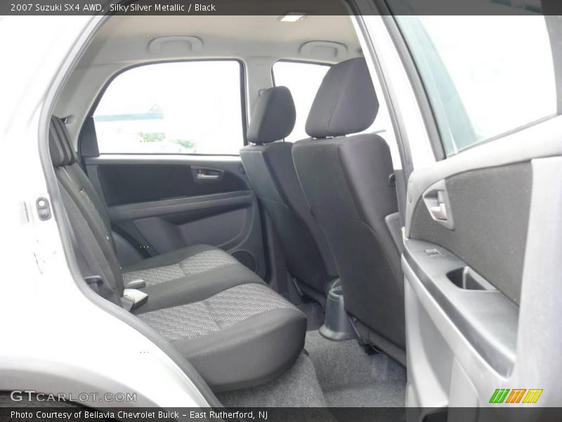 Silky Silver Metallic / Black 2007 Suzuki SX4 AWD
