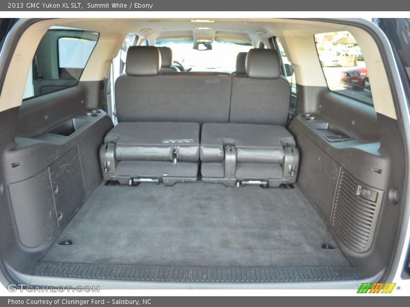 Summit White / Ebony 2013 GMC Yukon XL SLT