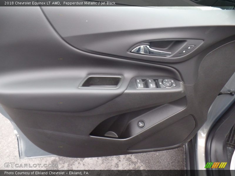 Pepperdust Metallic / Jet Black 2018 Chevrolet Equinox LT AWD