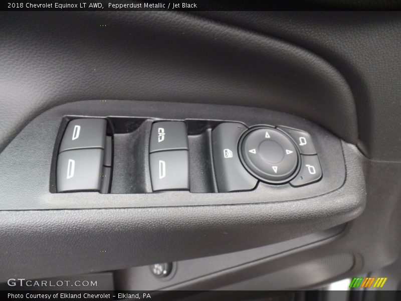 Pepperdust Metallic / Jet Black 2018 Chevrolet Equinox LT AWD
