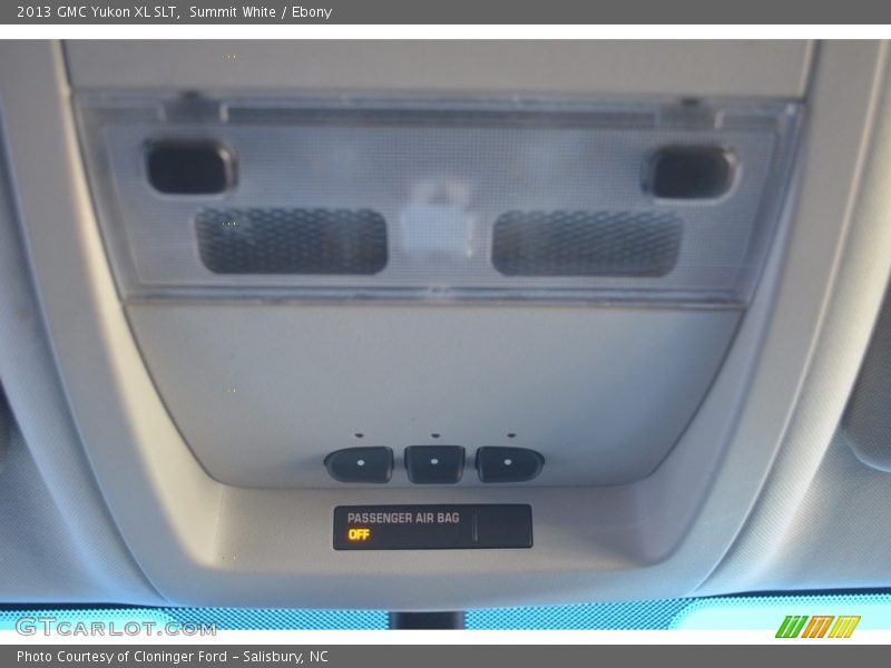 Summit White / Ebony 2013 GMC Yukon XL SLT