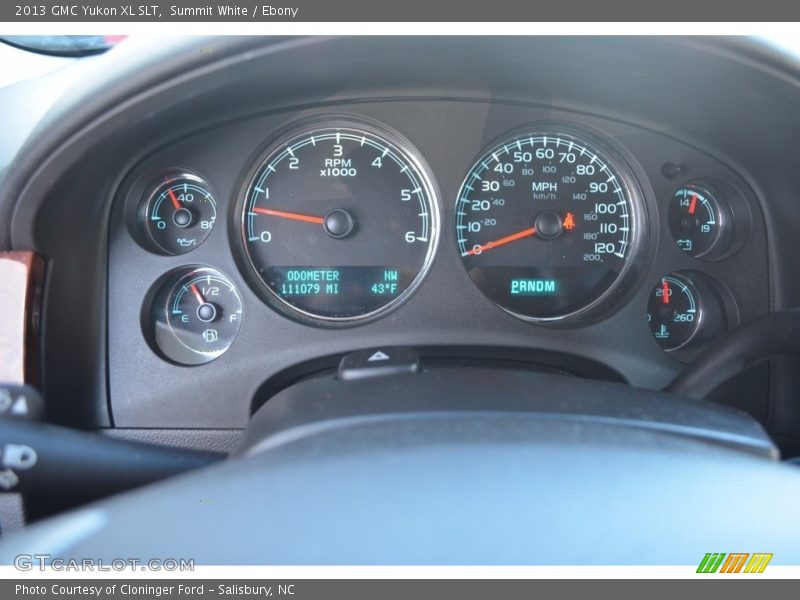 Summit White / Ebony 2013 GMC Yukon XL SLT
