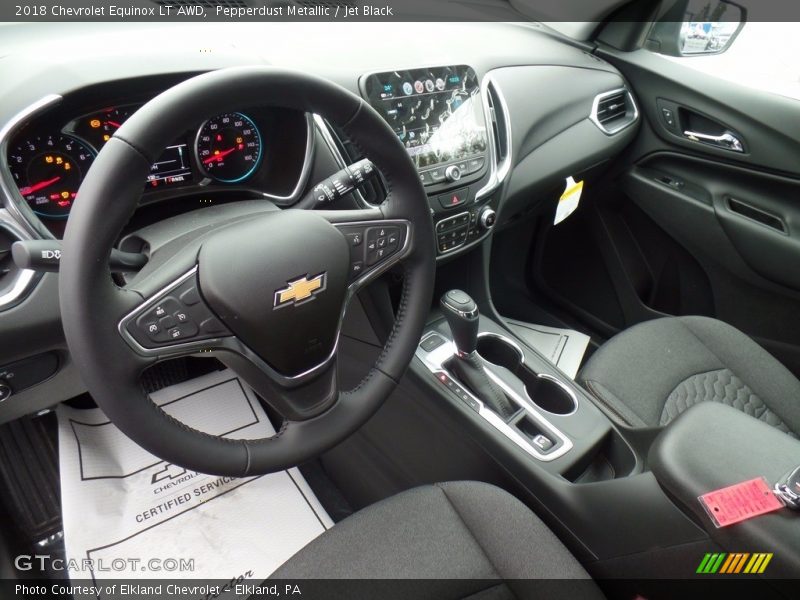 Pepperdust Metallic / Jet Black 2018 Chevrolet Equinox LT AWD