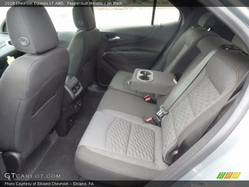 Pepperdust Metallic / Jet Black 2018 Chevrolet Equinox LT AWD
