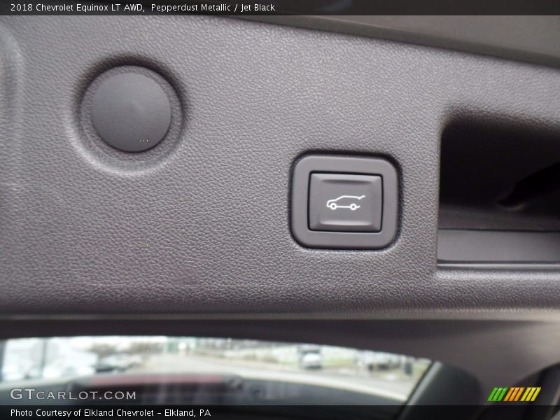 Pepperdust Metallic / Jet Black 2018 Chevrolet Equinox LT AWD