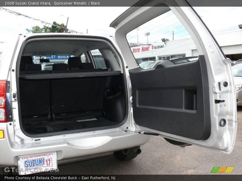 Quicksilver Metallic / Black 2008 Suzuki Grand Vitara