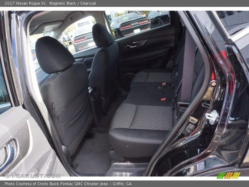 Magnetic Black / Charcoal 2017 Nissan Rogue SV