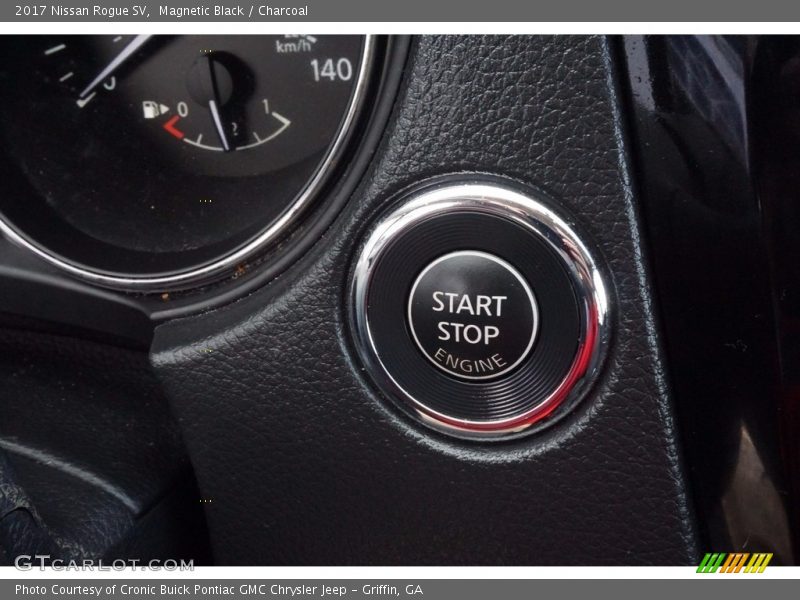 Magnetic Black / Charcoal 2017 Nissan Rogue SV