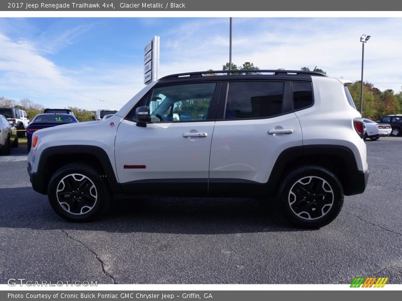 Glacier Metallic / Black 2017 Jeep Renegade Trailhawk 4x4