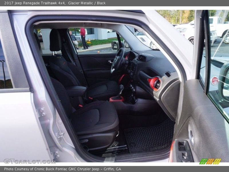 Glacier Metallic / Black 2017 Jeep Renegade Trailhawk 4x4