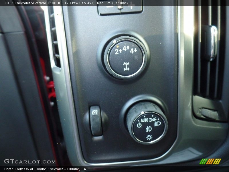Controls of 2017 Silverado 3500HD LTZ Crew Cab 4x4