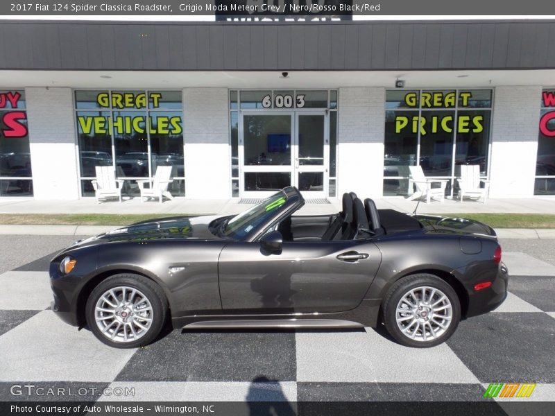 Grigio Moda Meteor Grey / Nero/Rosso Black/Red 2017 Fiat 124 Spider Classica Roadster