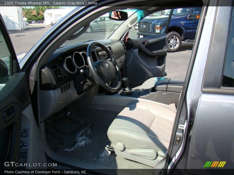Galactic Gray Mica / Stone 2005 Toyota 4Runner SR5
