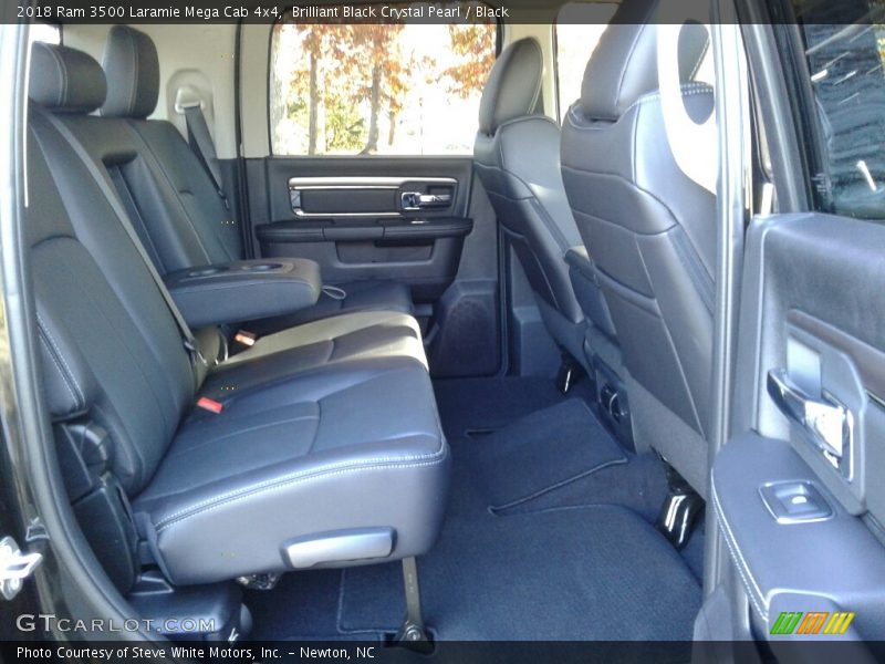 Brilliant Black Crystal Pearl / Black 2018 Ram 3500 Laramie Mega Cab 4x4